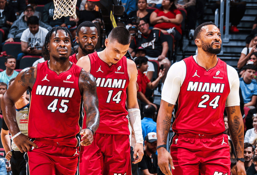 爱游戏中国官网-包含集结日迈阿密热火备战NBA季后赛，复出首秀细节曝光，管理层满意，年轻球员得到机会的词条