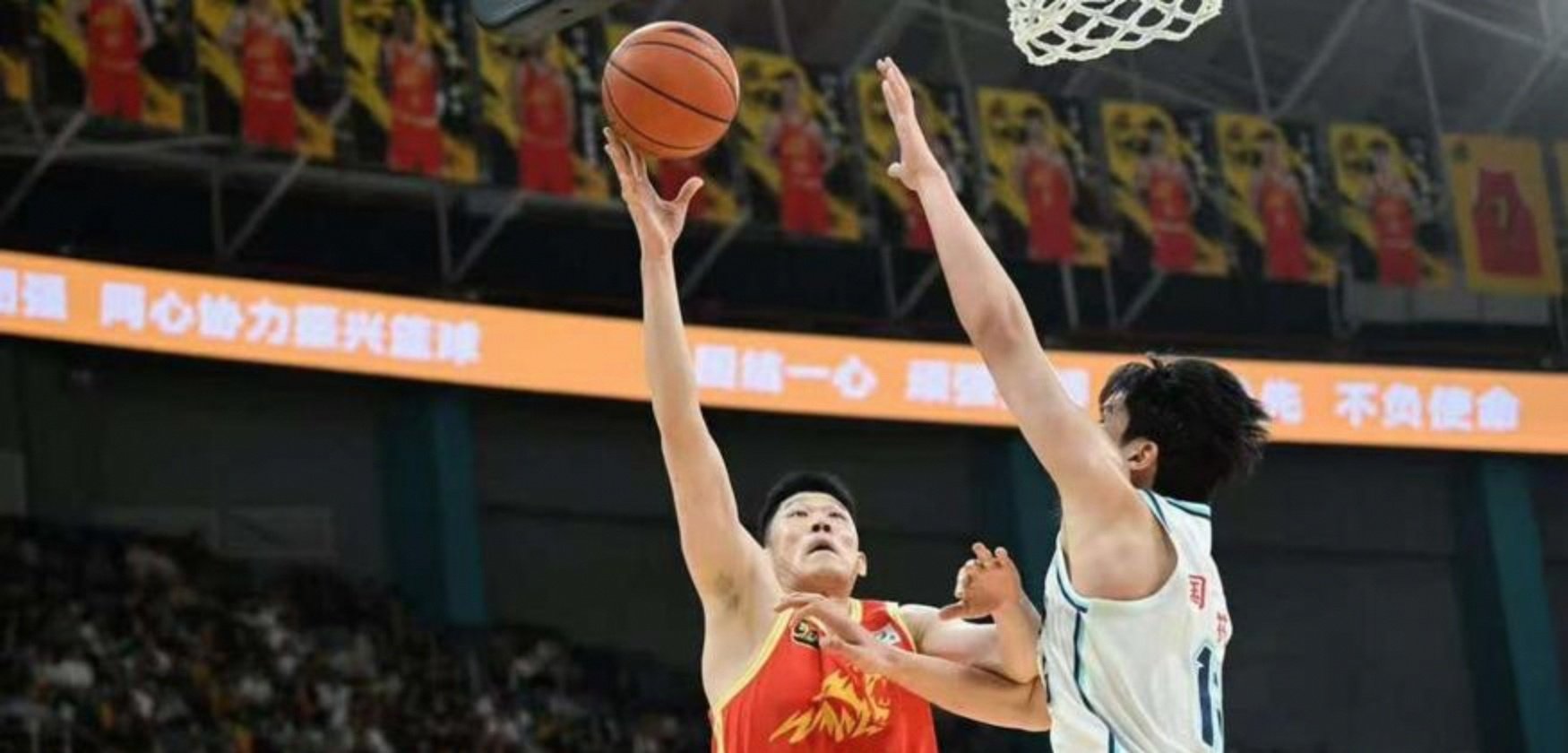 爱游戏娱乐-包含风云突变！广厦男篮赛前篮板制胜；NBA常规赛版图或变；底气十足；纪律约束更严格的词条